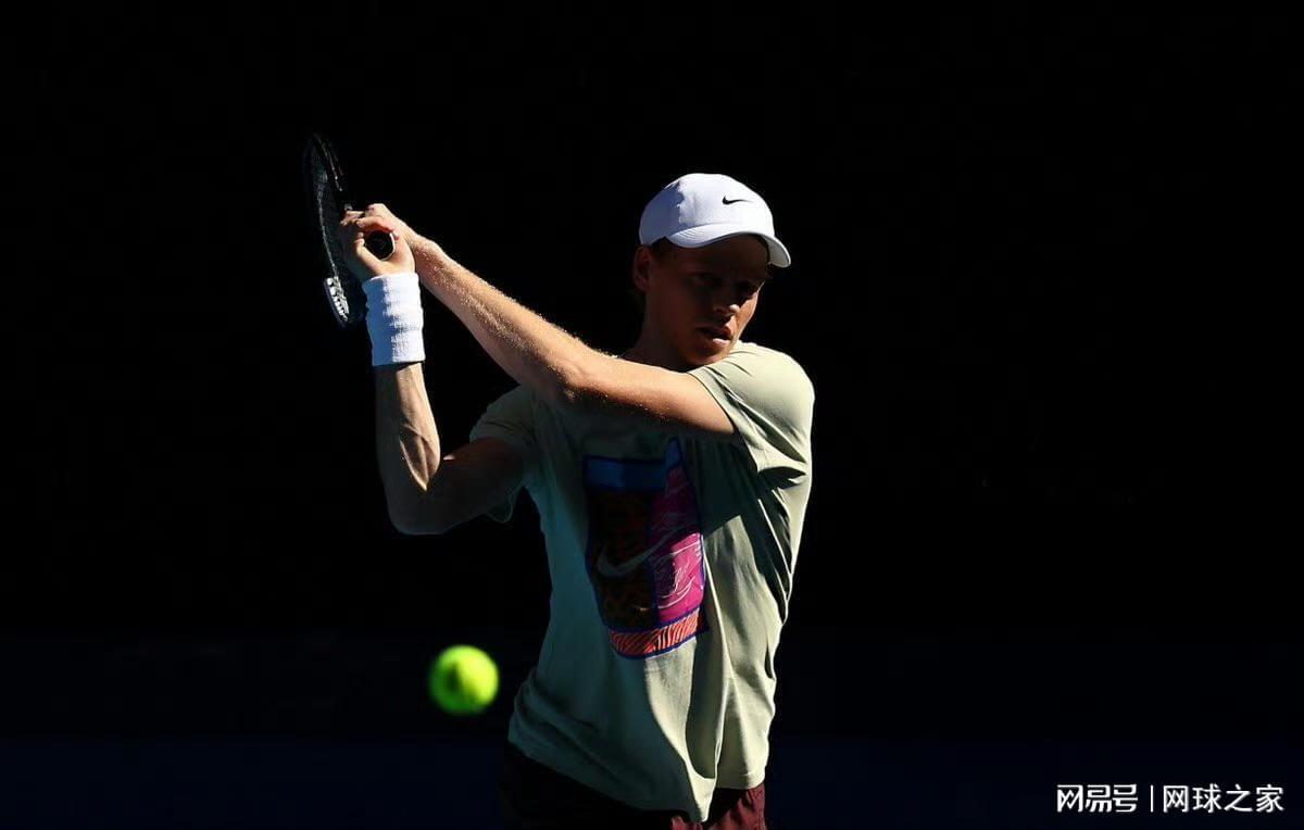 星空体育app-如今意气风发的辛纳回首去年的至暗时刻：这让我变得更加坚强