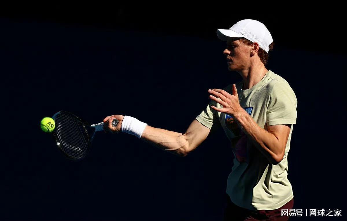 星空体育app-如今意气风发的辛纳回首去年的至暗时刻：这让我变得更加坚强