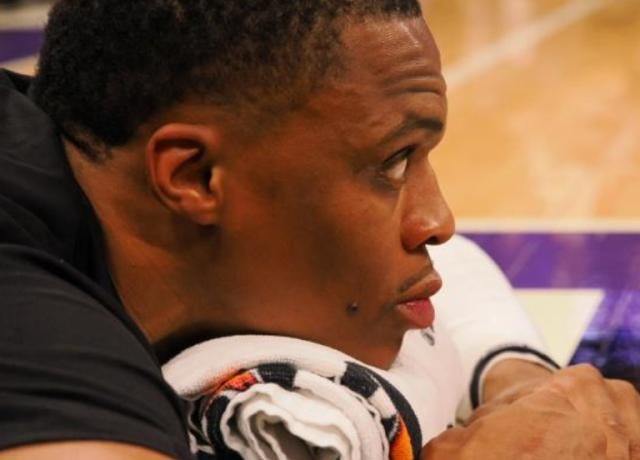 卡椒说服快艇推动韦少签约 如何融入仍是最大难题