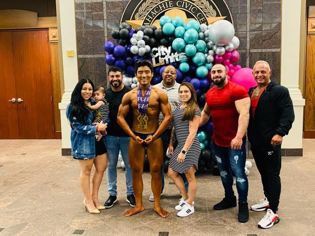 星空体育app-阿诺德·施瓦辛格的“阿诺” 中国健美少年美国夺3金