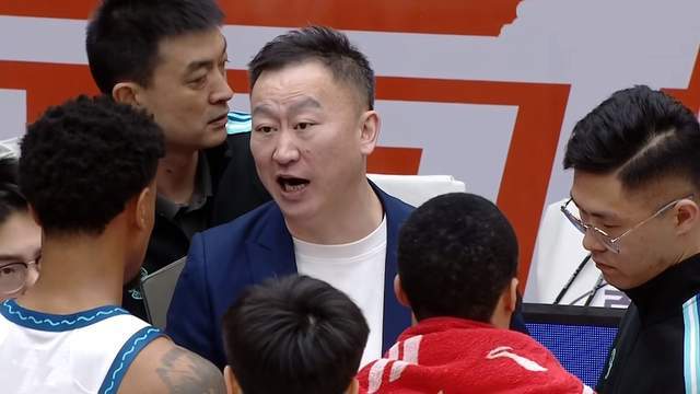 星空体育-山东男篮德比9分小胜，克里斯42+13，后卫线集体哑火 2新外援太差